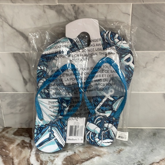 NWT Vera Bradley Flip Flops - Shore Enough - Women's Medium Sz 7/8 Shells Beach - Picture 10 of 12